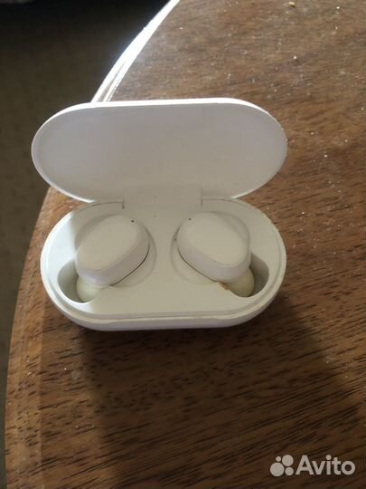 Беспроводные наушники