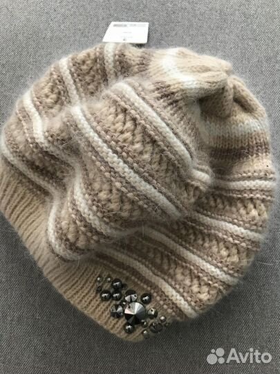 Берет женский вязаный