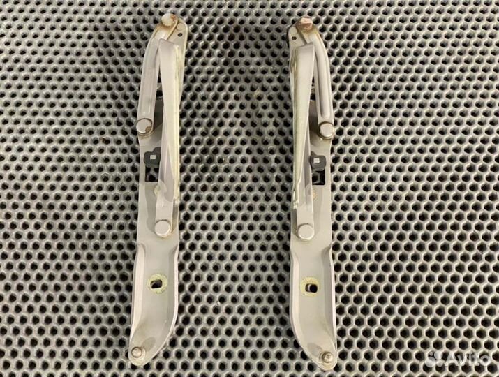 Петля крышки багажника Bmw 5-Series E39 M62B44