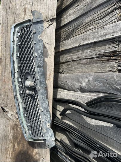 Решетка радиатора ford focus 2