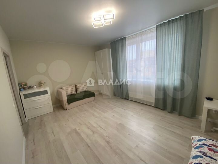 2-к. квартира, 70 м², 6/7 эт.