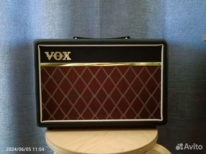 Гитарный комбоусилитель VOX Pathfinder 10
