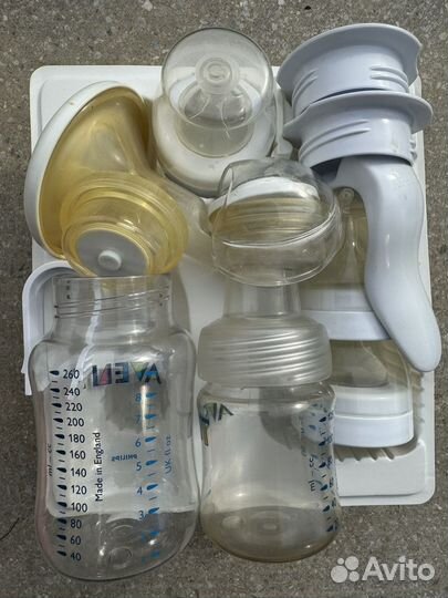 Молокоотсос ручной Avent + набор для молока