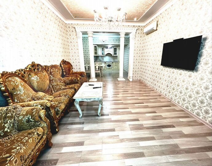 2-к. квартира, 70 м², 17/42 эт.