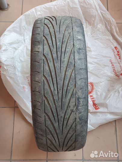 Toyo Proxes T1-R 215/45 R18 93Y