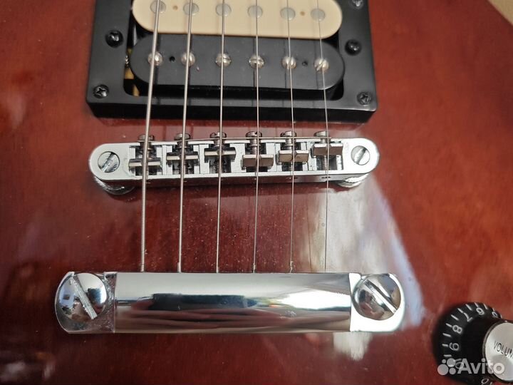 Электрогитара Epiphone Les Paul studio LT