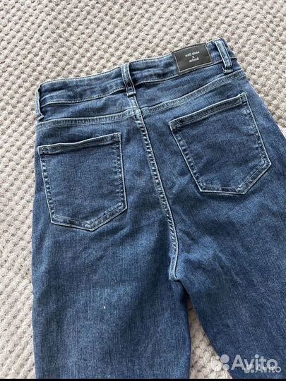 Джинсы женские