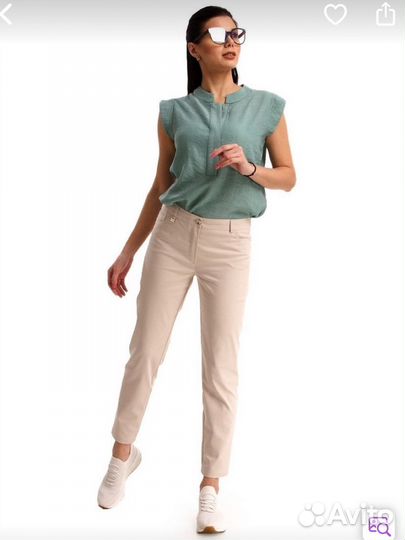 Брюки бежевые
