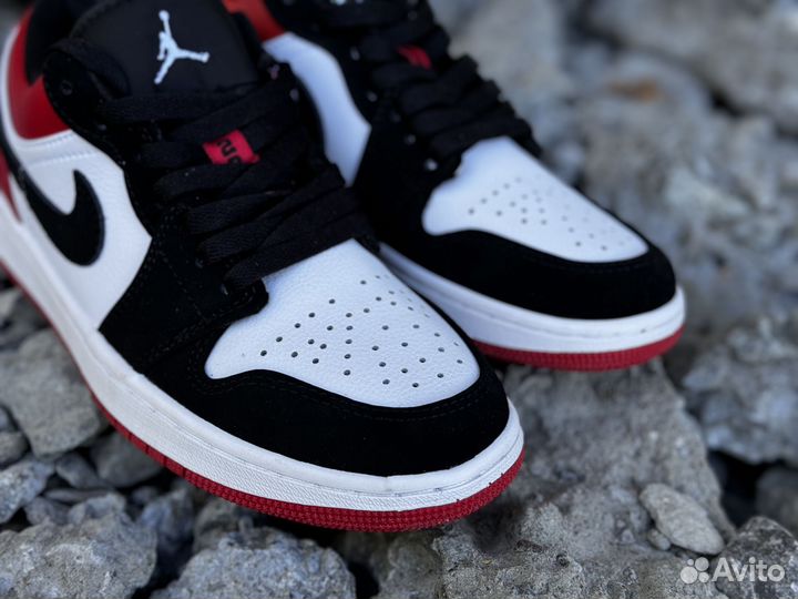 Кроссовки Nike Air Jordan 1 x White/Red/Black