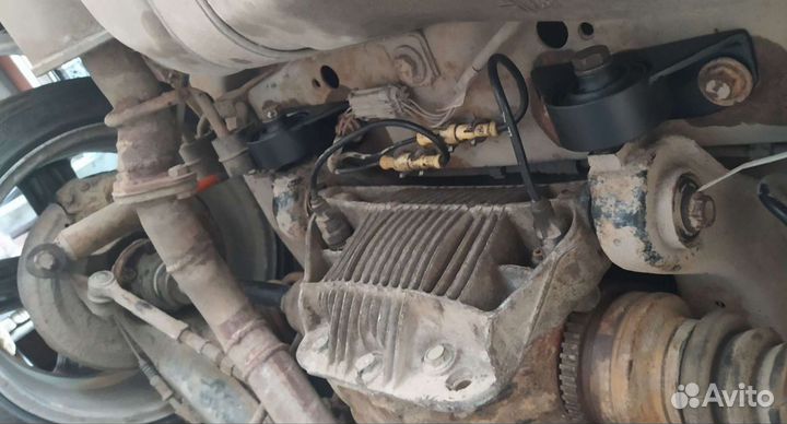 Кастомные опоры подрамника Опель Омега