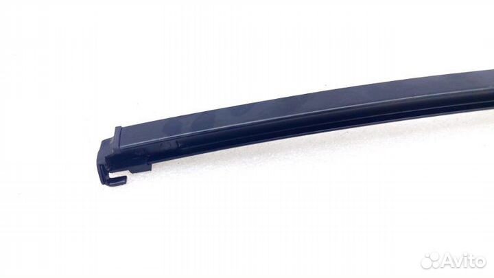 Направляющая стекла двери задняя правая Kia