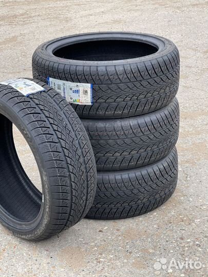 Triangle WinterX TW401 215/55 R17 98V