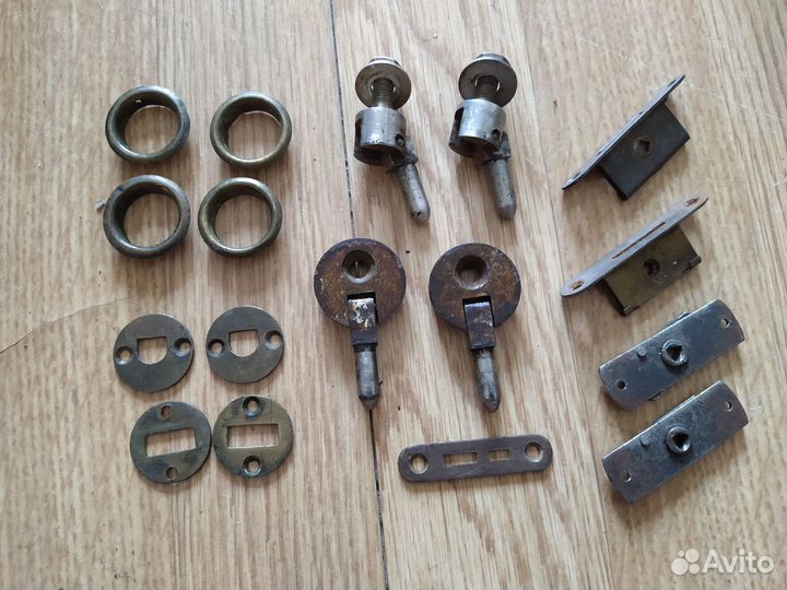 Шпульки, детали Зингер