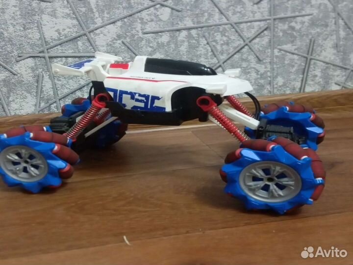 Машина на радиоуправлении