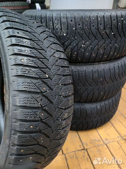 Triangle Snowlink PL02 215/60 R16 97V