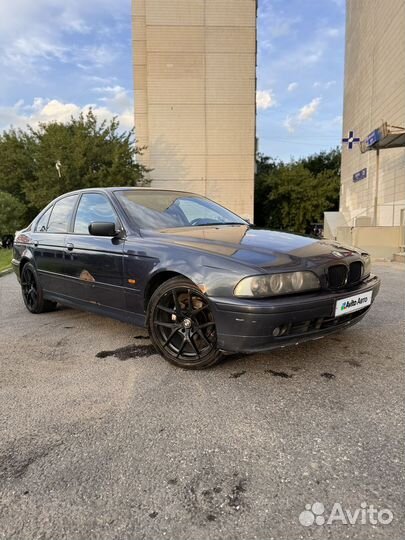 BMW 5 серия 2.5 МТ, 2003, 305 000 км
