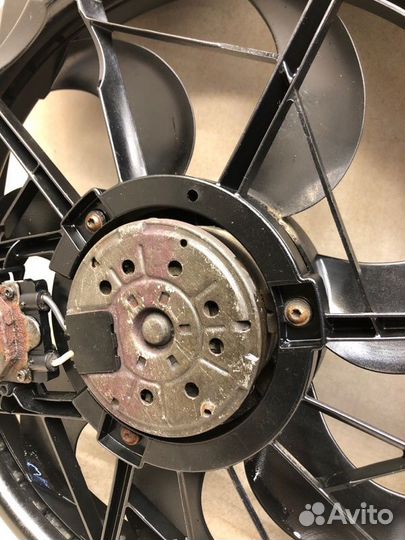 Вентилятор радиатора Ford Focus 2 5DR хэтчбек qqdb