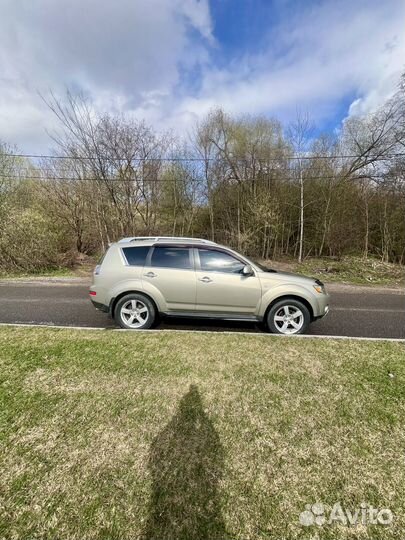Mitsubishi Outlander 2.4 CVT, 2008, 214 400 км