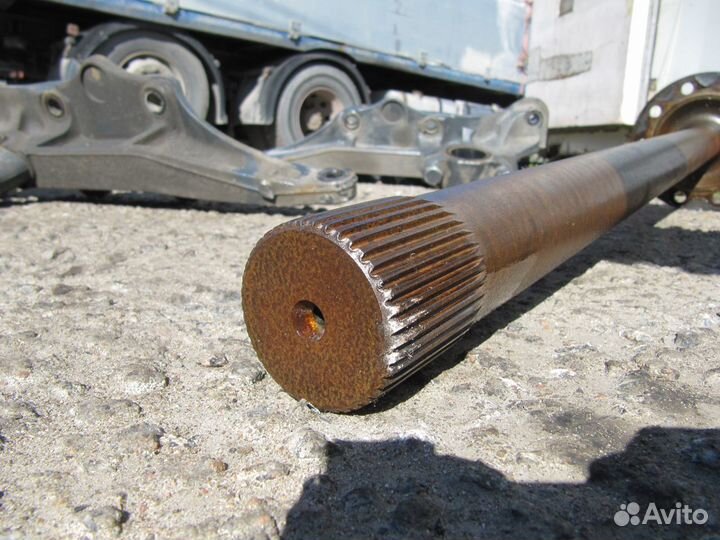 Полуось задняя правая Mercedes Benz Actros MP3