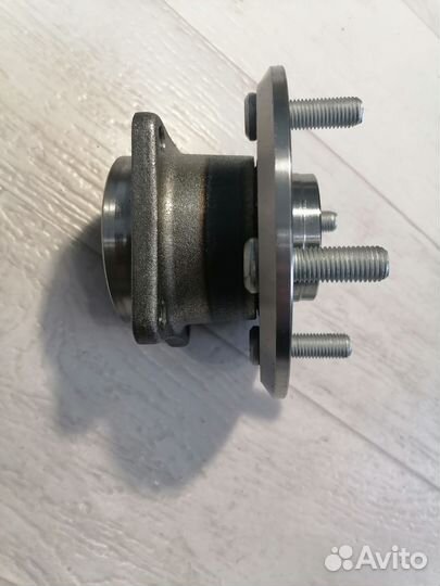 Ступица задняя Toyota Corolla Fielder