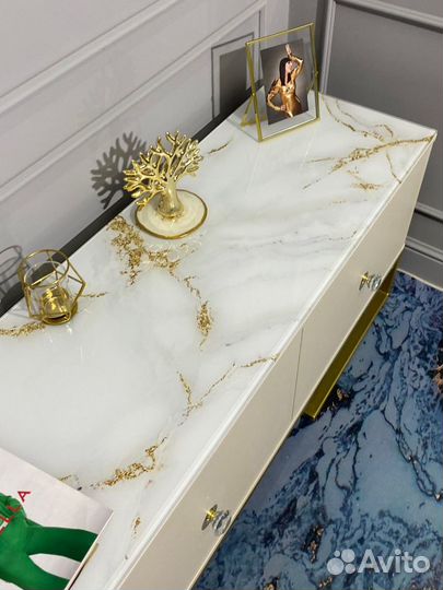 Современная тумба под телевизор