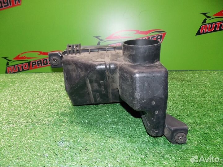 Корпус воздушного фильтра suzuki RC51S,RD51S aerio