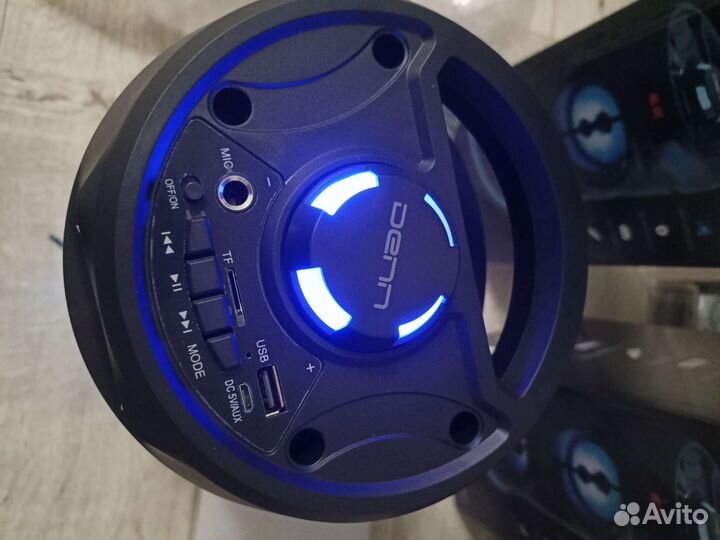 Музыкальная колонка с блютузом и караоке