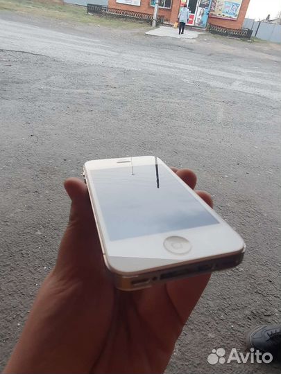 Дисплей на iPhone 4S