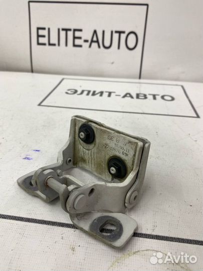 Петля багажника правая Bmw 1 F20 2013