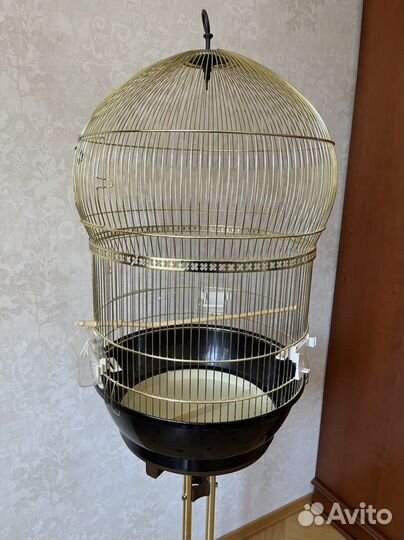 Клетка для птиц на стойке