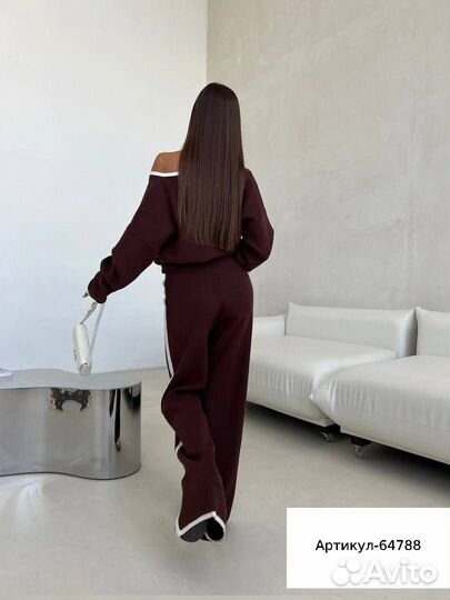 Костюм с брюками