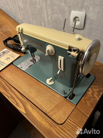 Швейная машина чайка