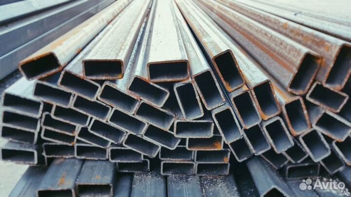 Профильная труба 40х25 мм
