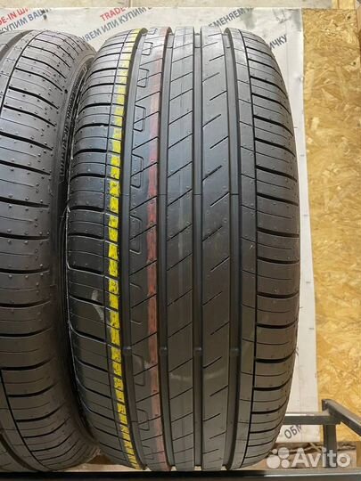 Goodyear EfficientGrip Performance 215/55 R17 94V