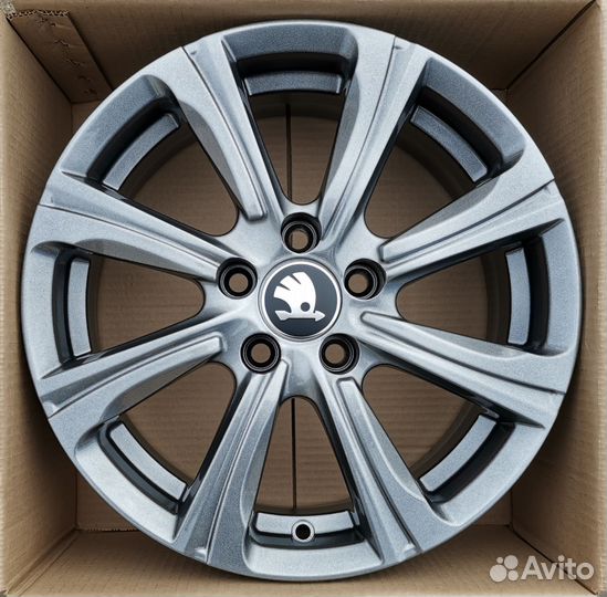 Skoda Rapid, VW Polo R15 новые