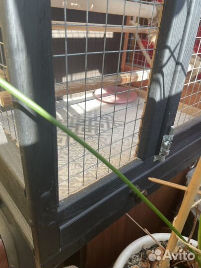 Клетка для крупного попугая или грызуна