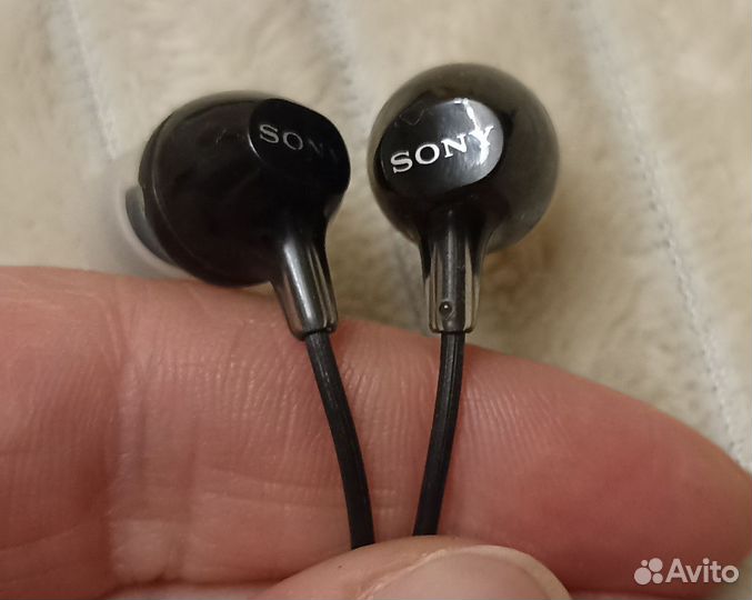 Наушники Sony