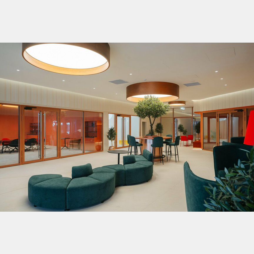 3-к. квартира, 98,6 м², 2/50 эт.