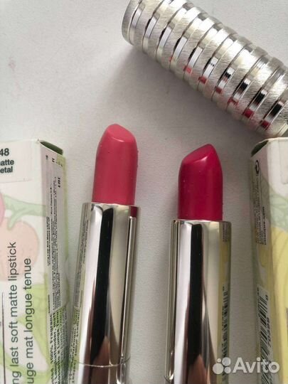 Помада Clinique #48,49