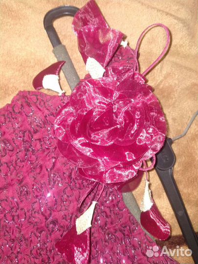 Платье на девочку