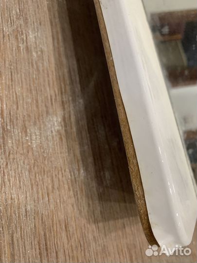 Зеркало с полкой