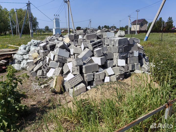 Строительный блок б/у целые, колотые и бой