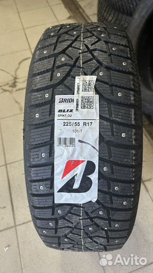 Bridgestone Blizzak Spike-02 225/55 R17 101T