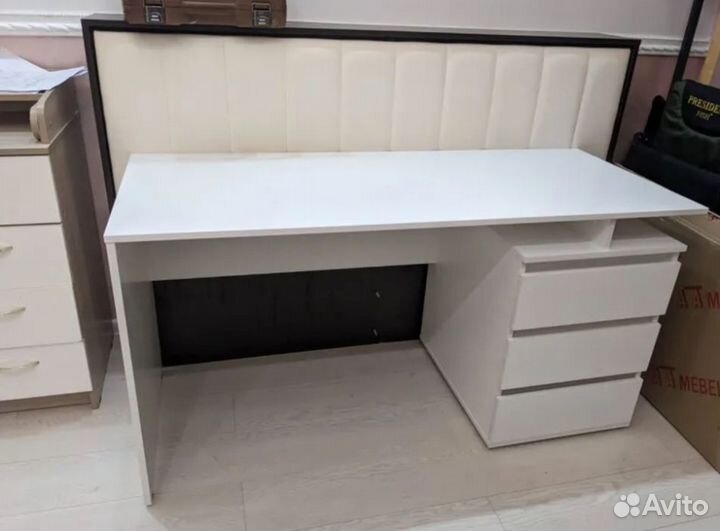 Письменный стол новый доставка склад