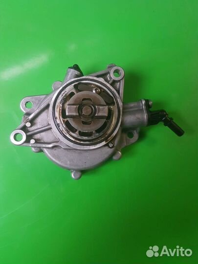 Вакуумный насос 1,6THP Peugeot 3008