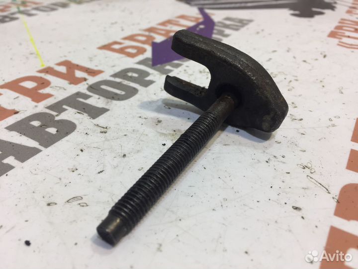 Рено Трафик Кронштейн топливной форсунки