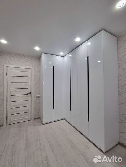 Шкаф купе угловой