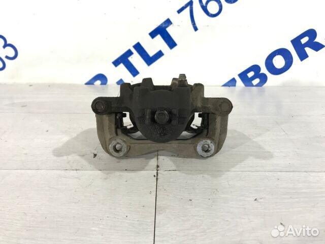 Суппорт передний правый hyundai solaris 1 1.6 мт х