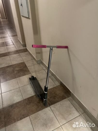 Трюкавой самокат стрит