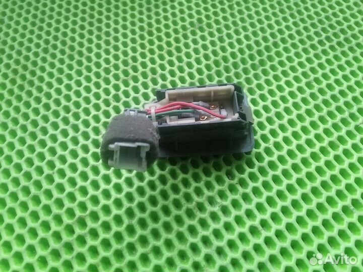 Кнопка стеклоподъемника Киа Спортедж 1